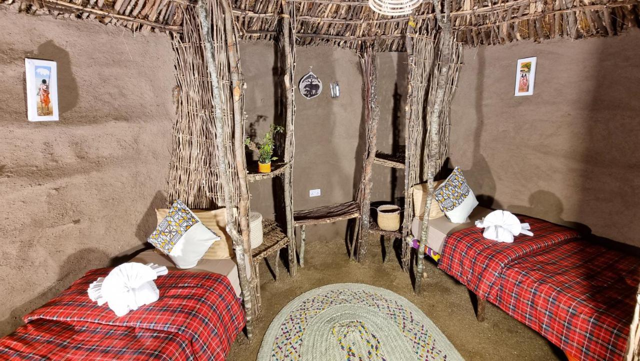Africa Safari Maasai Boma Camping Serengeti Esterno foto